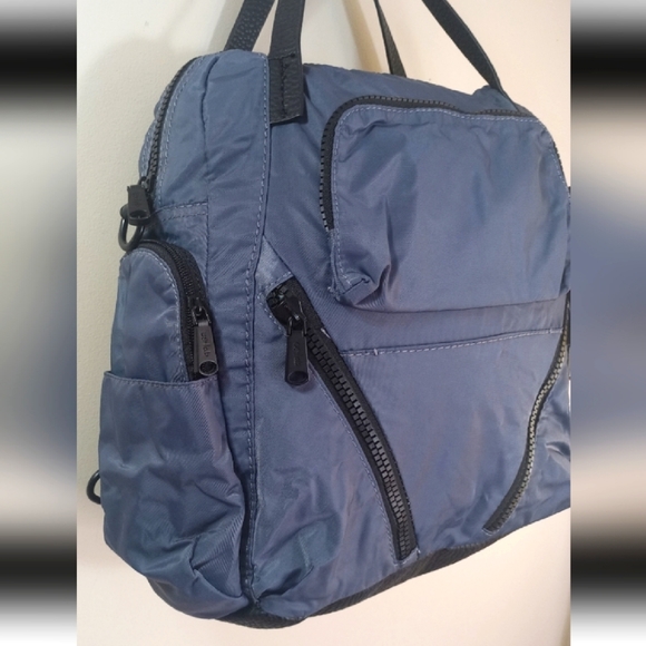 Co-Lab Grey Travel Bag Crossbody Backpack Multi-zipper - Picture 7 of 14